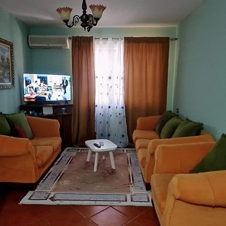 Calmly, Spacious Apartment Next To Usa Embassy ティラナ エクステリア 写真