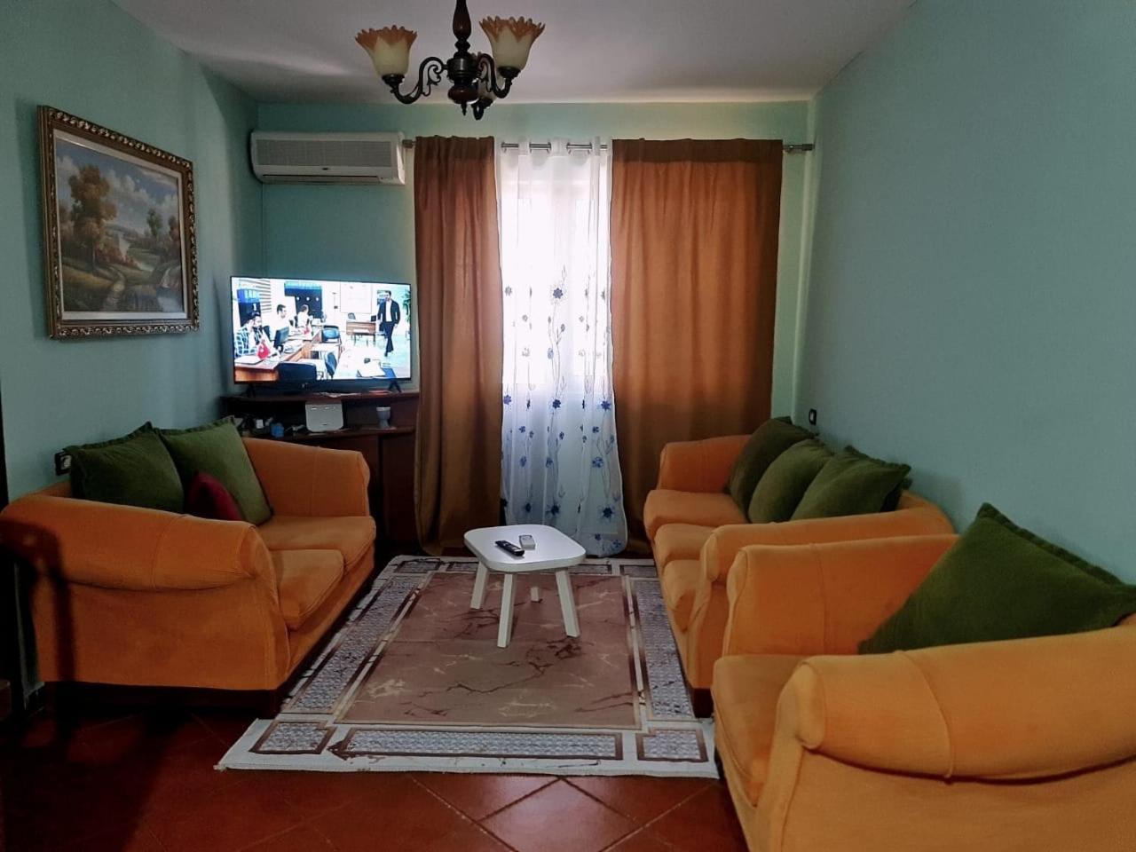 Calmly, Spacious Apartment Next To Usa Embassy ティラナ エクステリア 写真